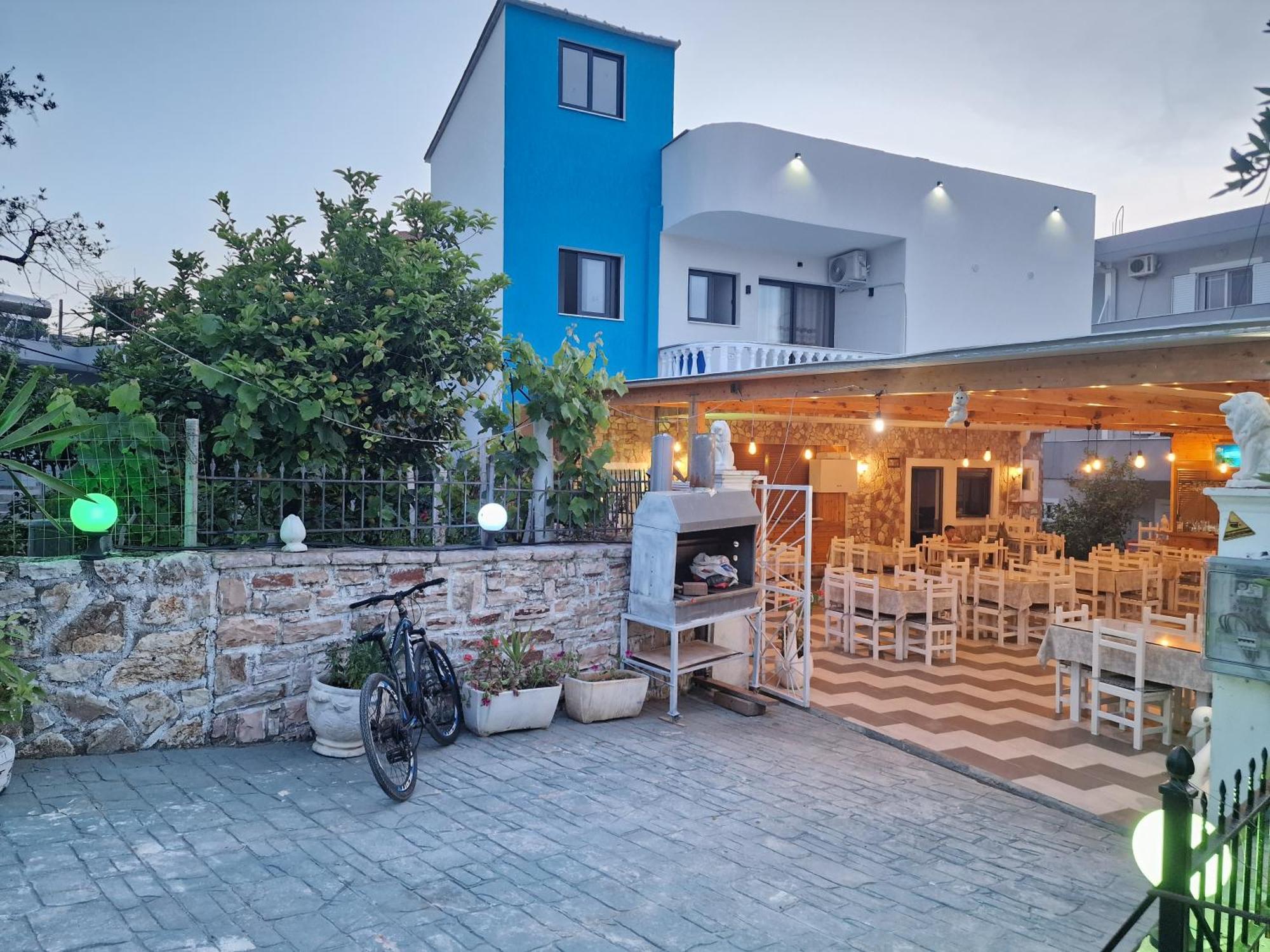 Blue Hotel Ksamil Eksteriør billede