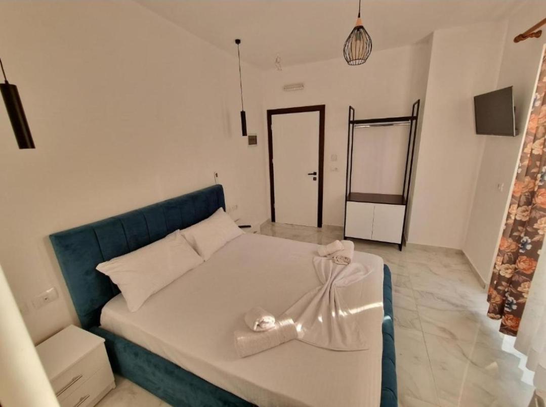 Blue Hotel Ksamil Eksteriør billede